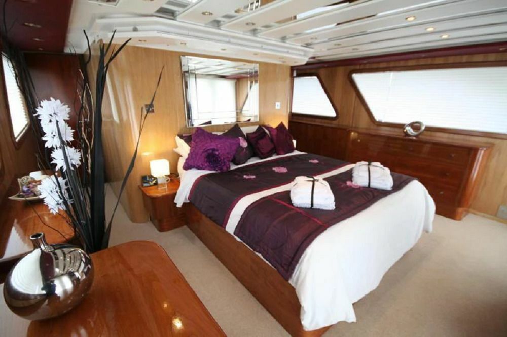 Absolute Pleasure Yacht Hotell London Exteriör bild